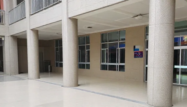 如何通过后续维护获得客户好评？